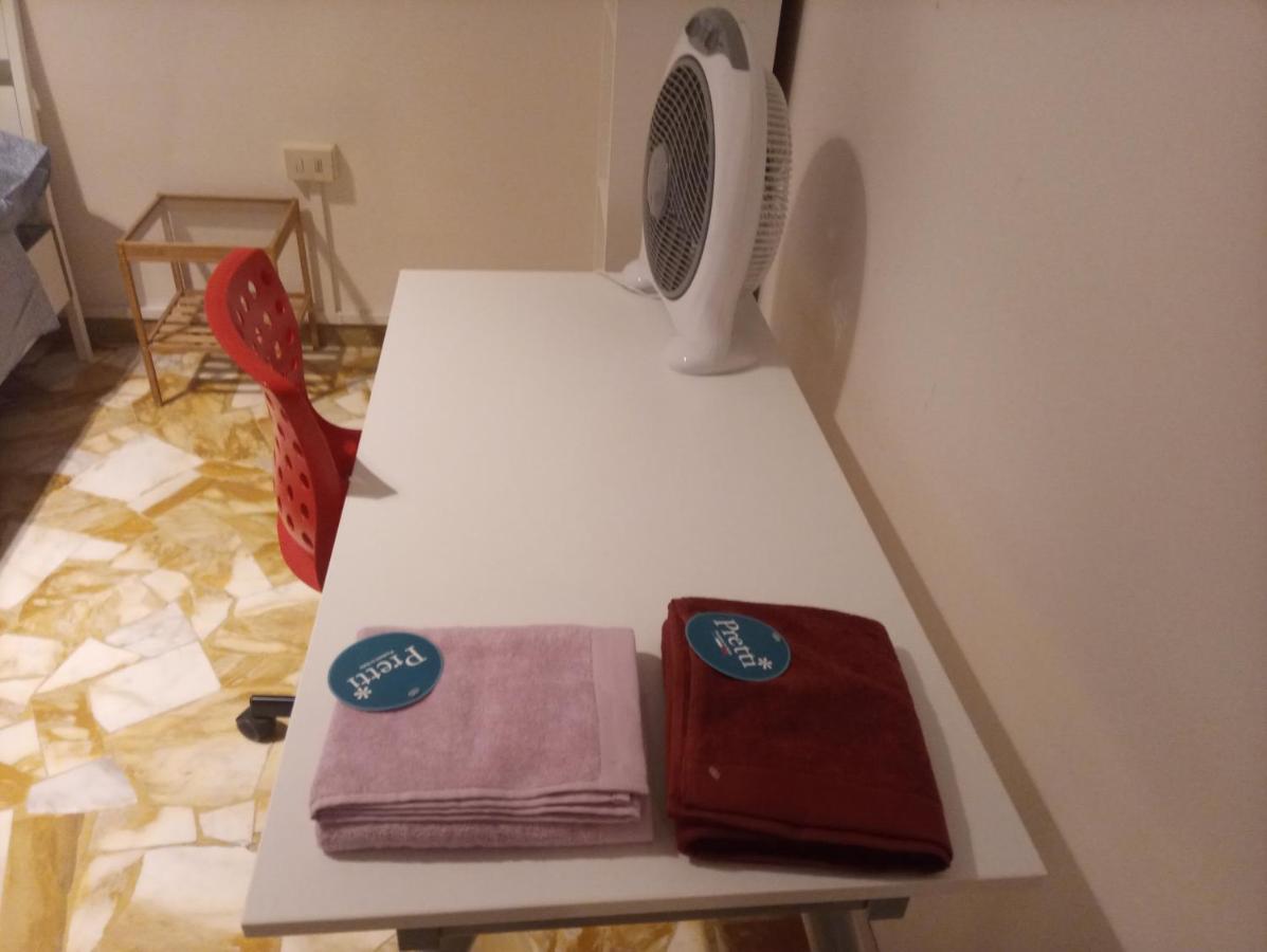 Casa Vacanze Giulia A Careggi Wi-Fi Apartamento Florença Exterior foto