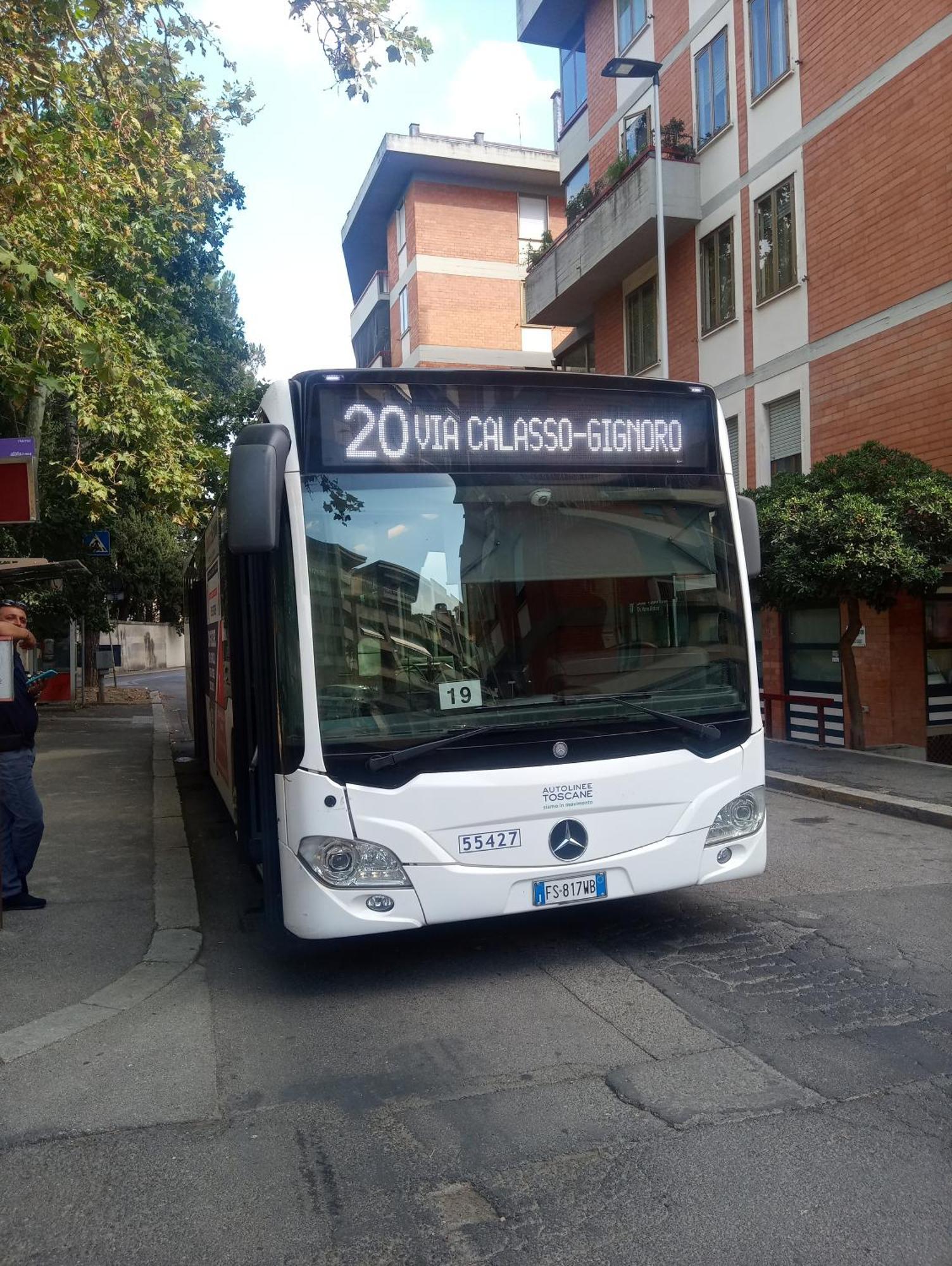 Casa Vacanze Giulia A Careggi Wi-Fi Apartamento Florença Exterior foto